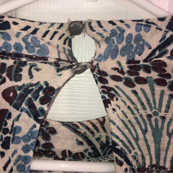 EUC Free People Nouveau Long Lace Top Sleeve Tulip Front Floral Size Medium - Picture 7 of 12